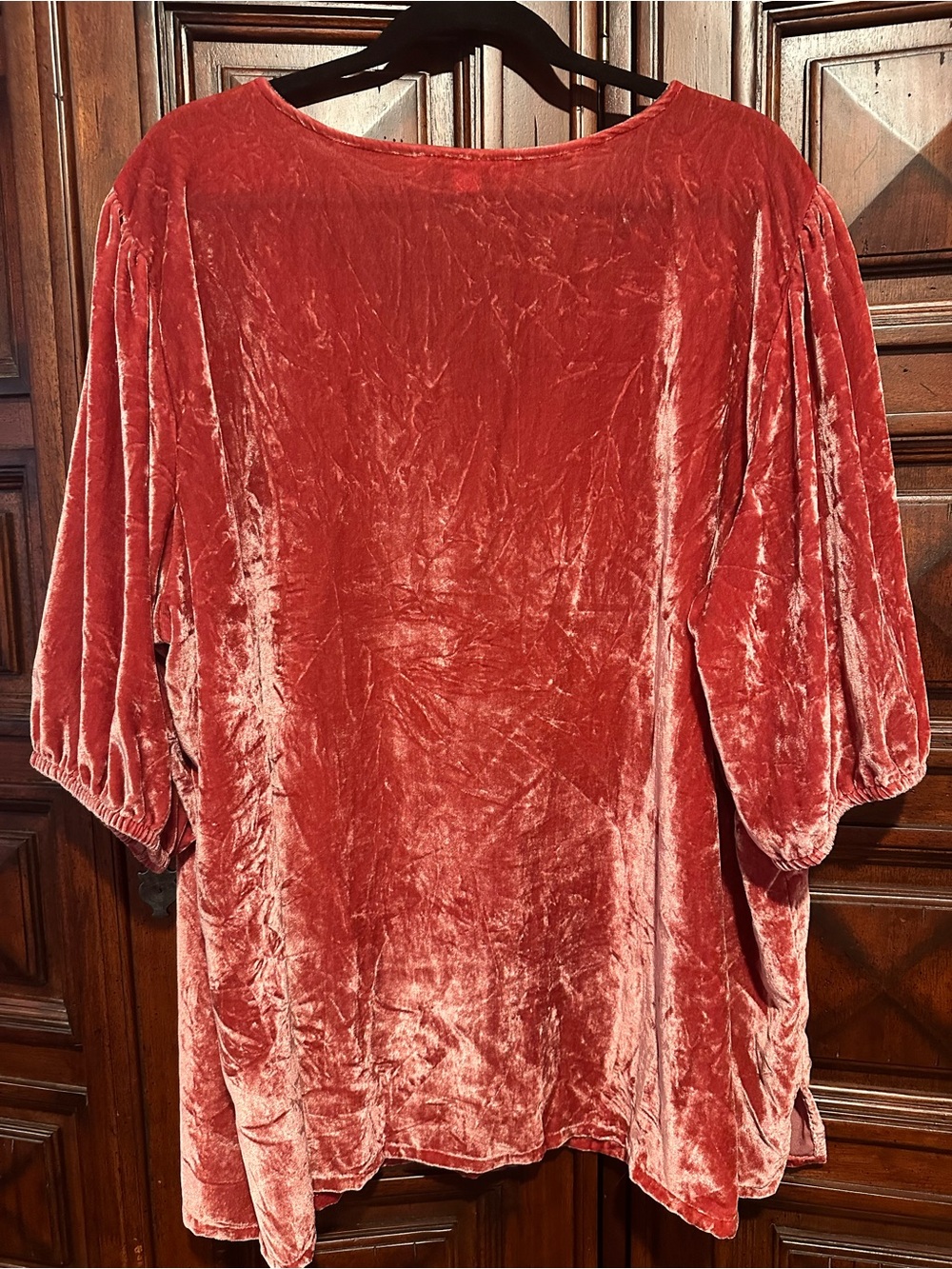 24 LOFT Pink Salmon Crushed Velvet V-Neck Elastic Puff Sleeve Top NOT STRETCHY - Picture 7 of 8